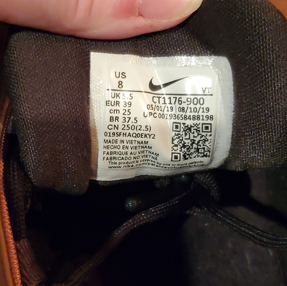 Women's Nike Air Max 97 'Copper' or 'Metallic Copper Bronze' - Picture 10 of 16